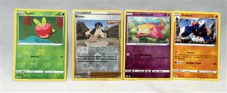 LOT 43 POKEMAN CARDS - HOLO GYARADOS VMAX & HOLO URSHIFU VMAX INCLUDED - LOT OF